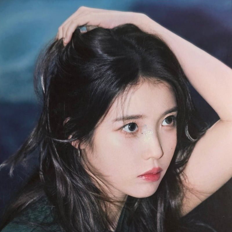 Latest photo of IU