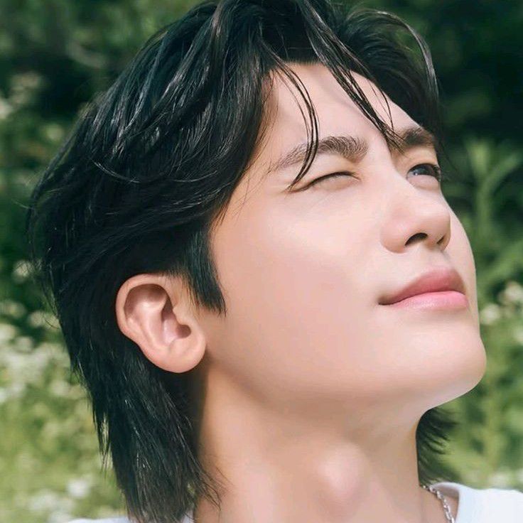 Recent activity shot of Park Hyungsik