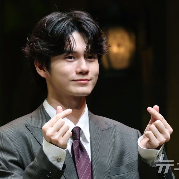 A moment captured by a fan of Ong Seongwu