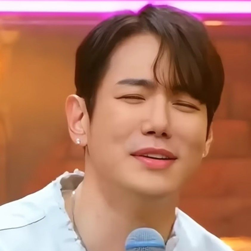 Latest photo of Hwanhee