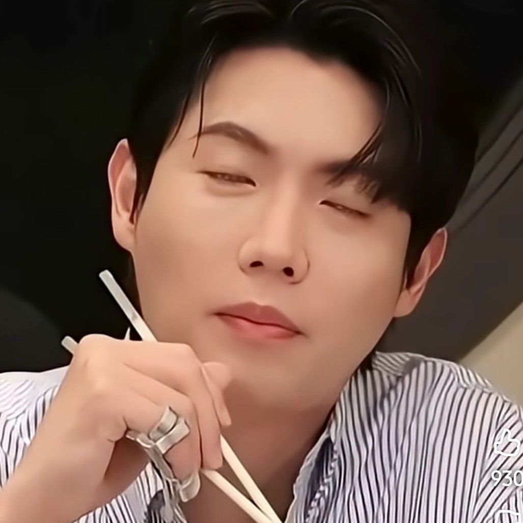 Recent activity shot of Son Taejin