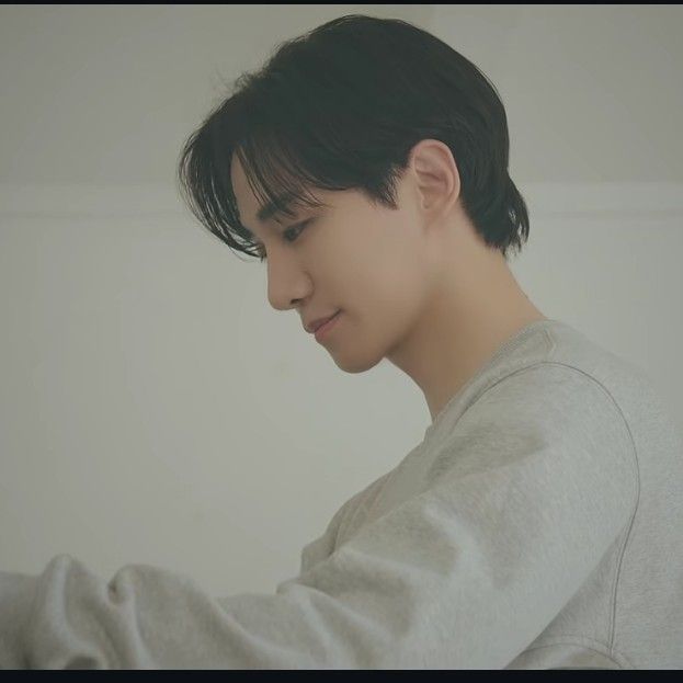 粉丝拍下的李俊昊瞬间