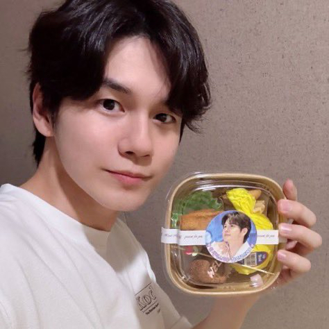 A moment captured by a fan of Ong Seongwu
