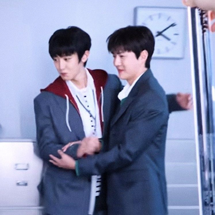 Behind-the-scenes cut of Chanyeol