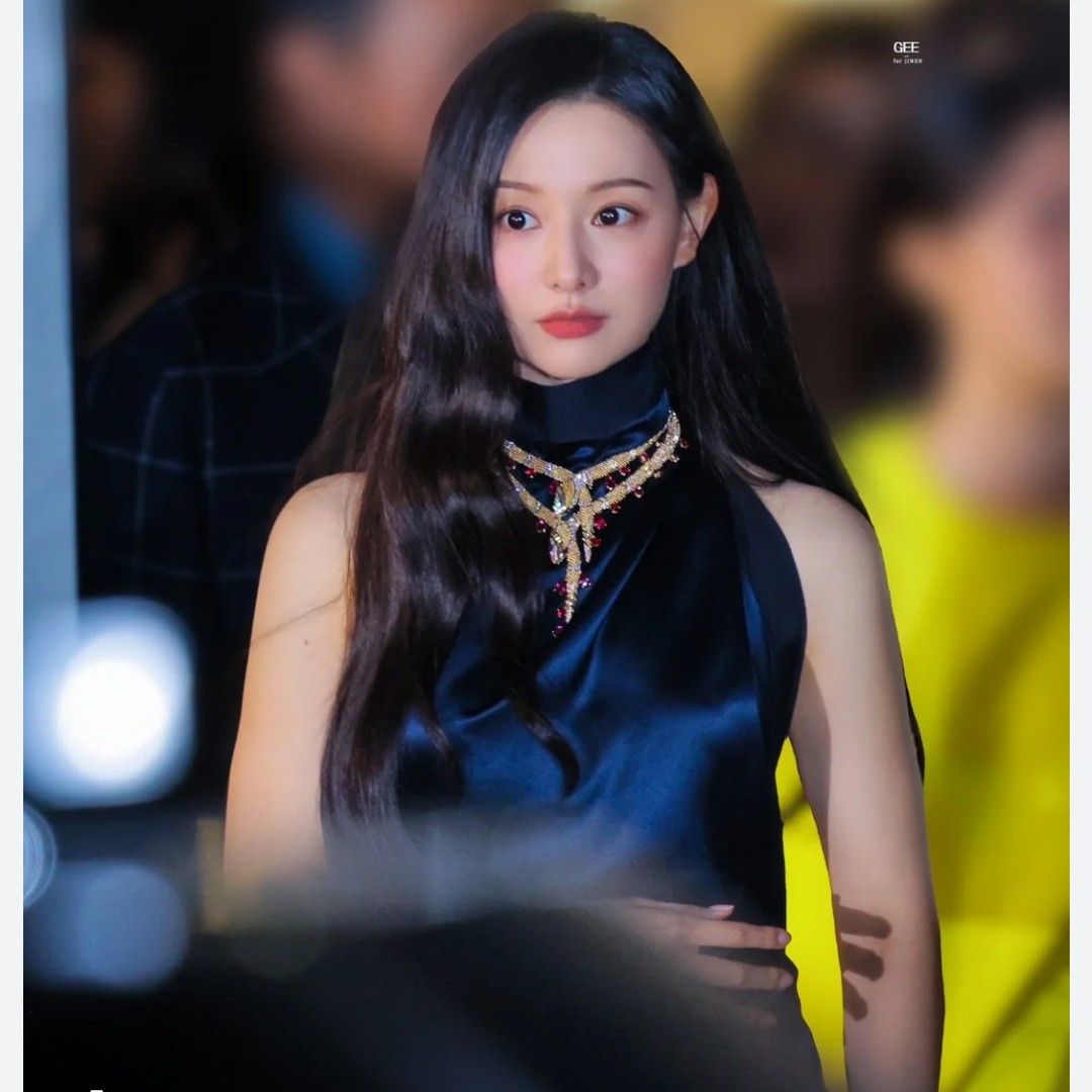 A moment captured by a fan of Kim Jiwon