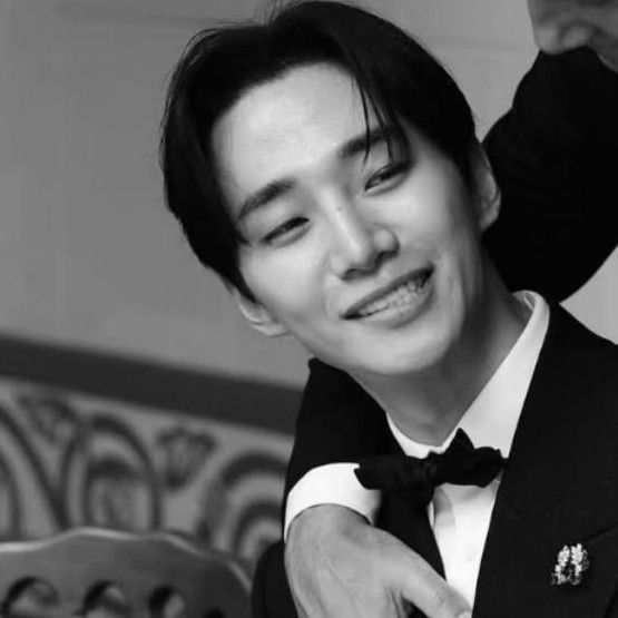 Cuplikan di balik layar dari Lee Junho