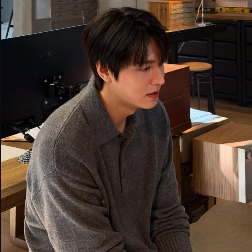 Recent activity shot of Lee Minho