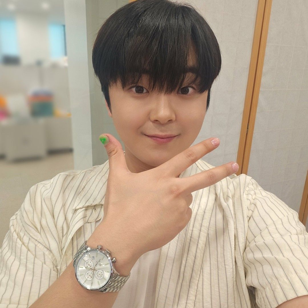 Behind-the-scenes cut of Park Minsu