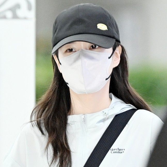Behind-the-scenes cut of Park Eunbin