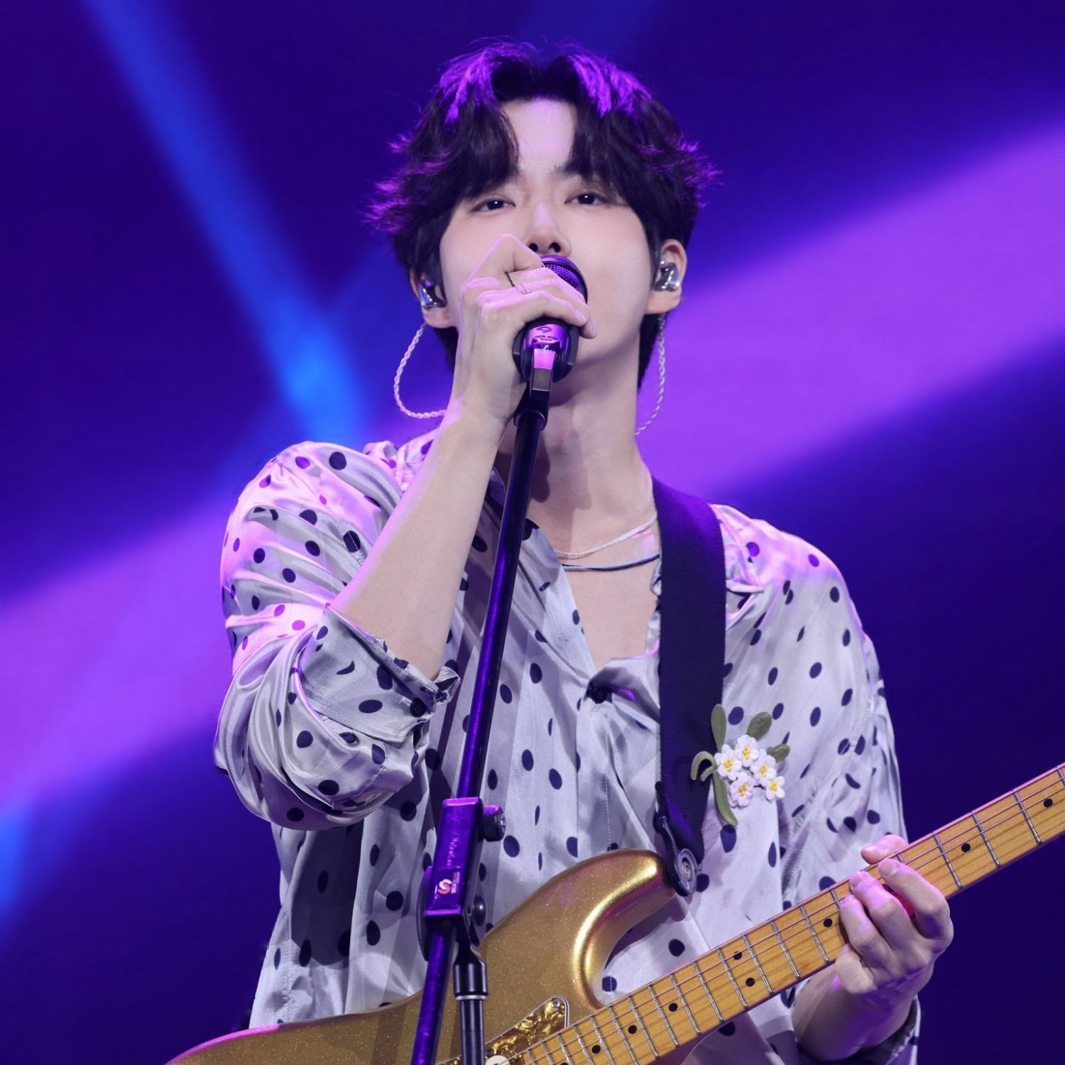 Recent activity shot of Suho