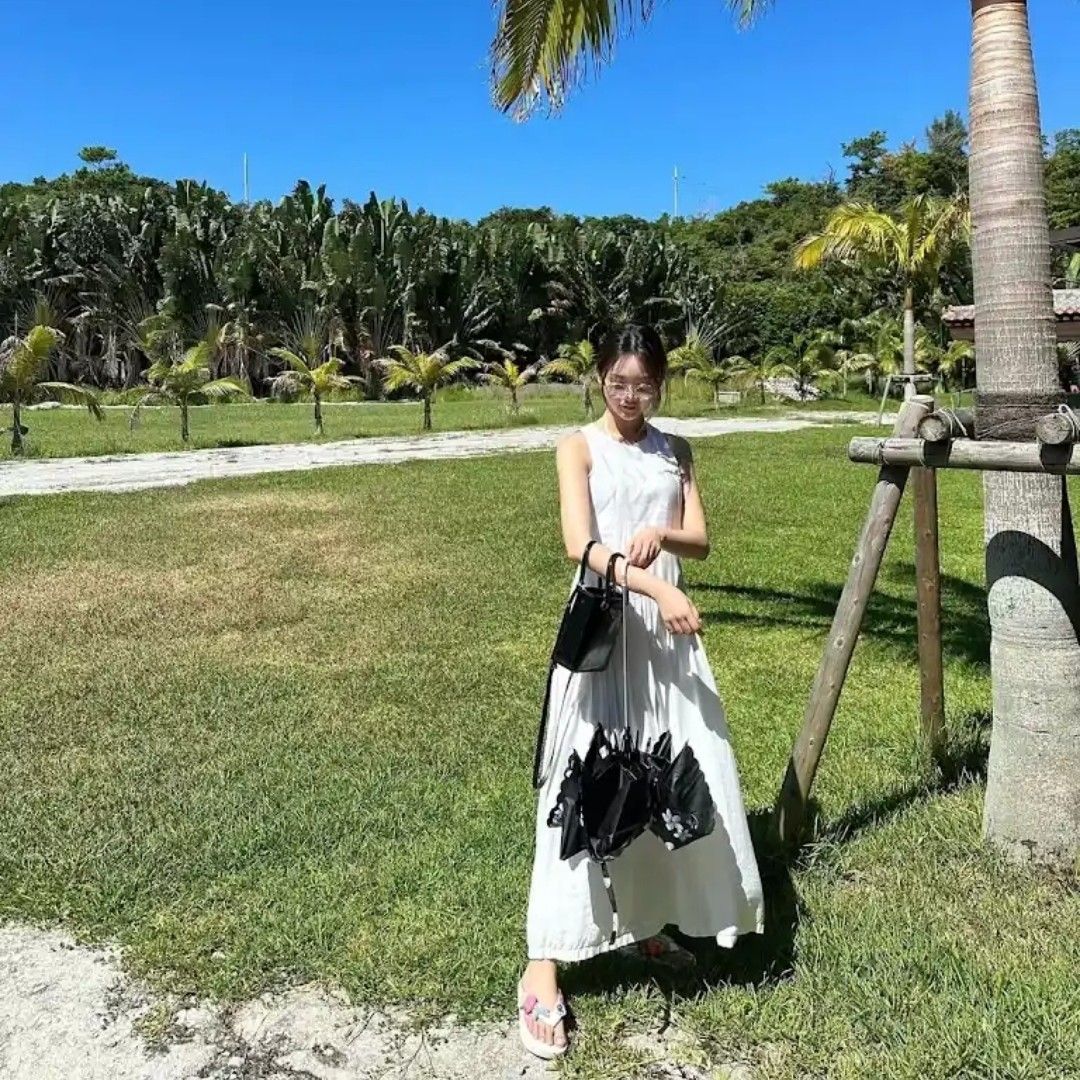 Behind-the-scenes cut of Hong Jiyoon