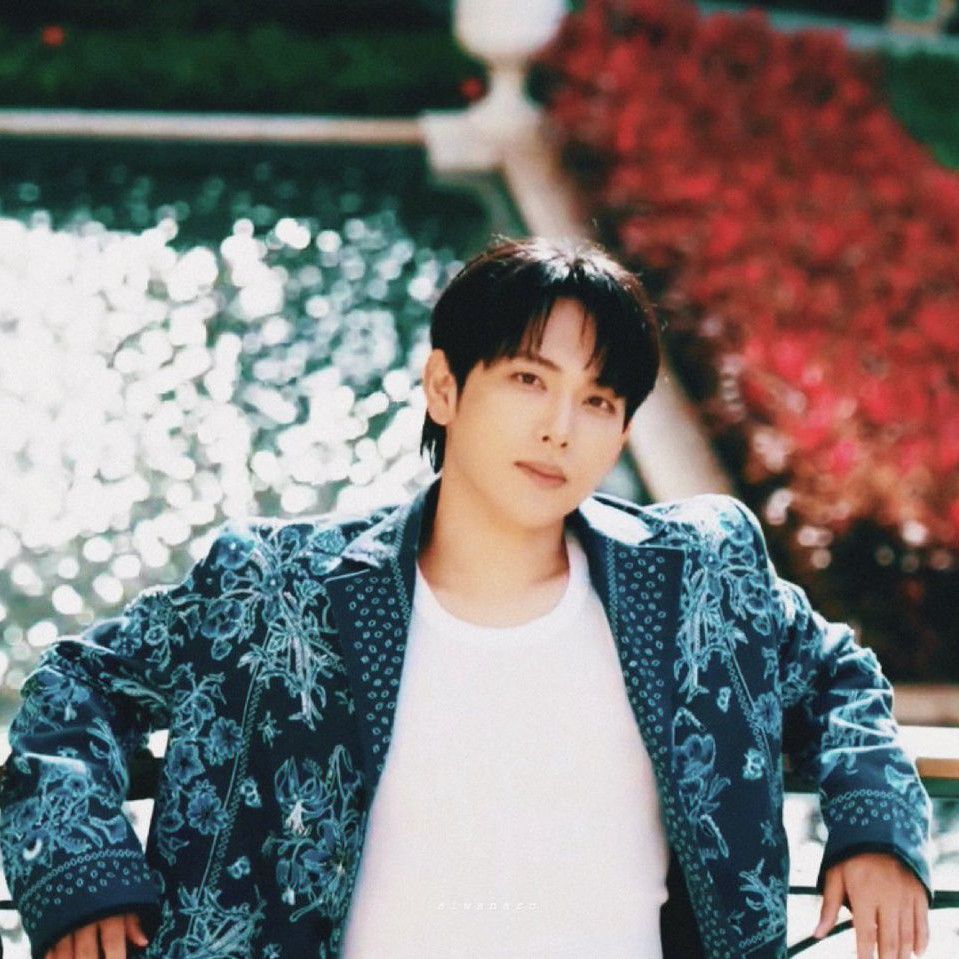 Behind-the-scenes cut of Lim Siwan
