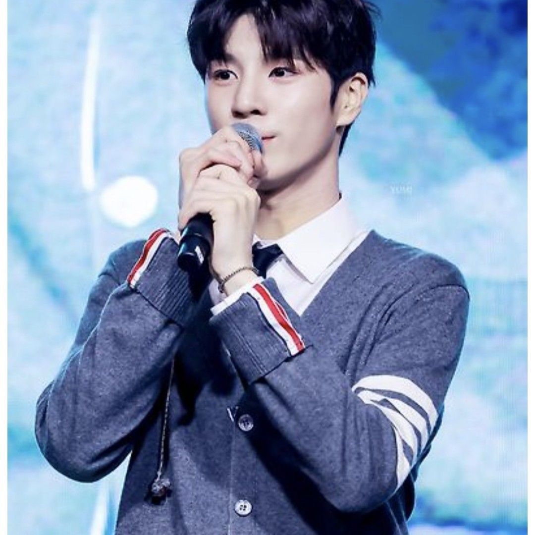 Behind-the-scenes cut of Jeong Dongwon