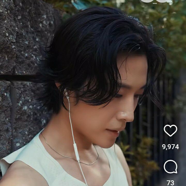 A moment captured by a fan of Lee Jongwon