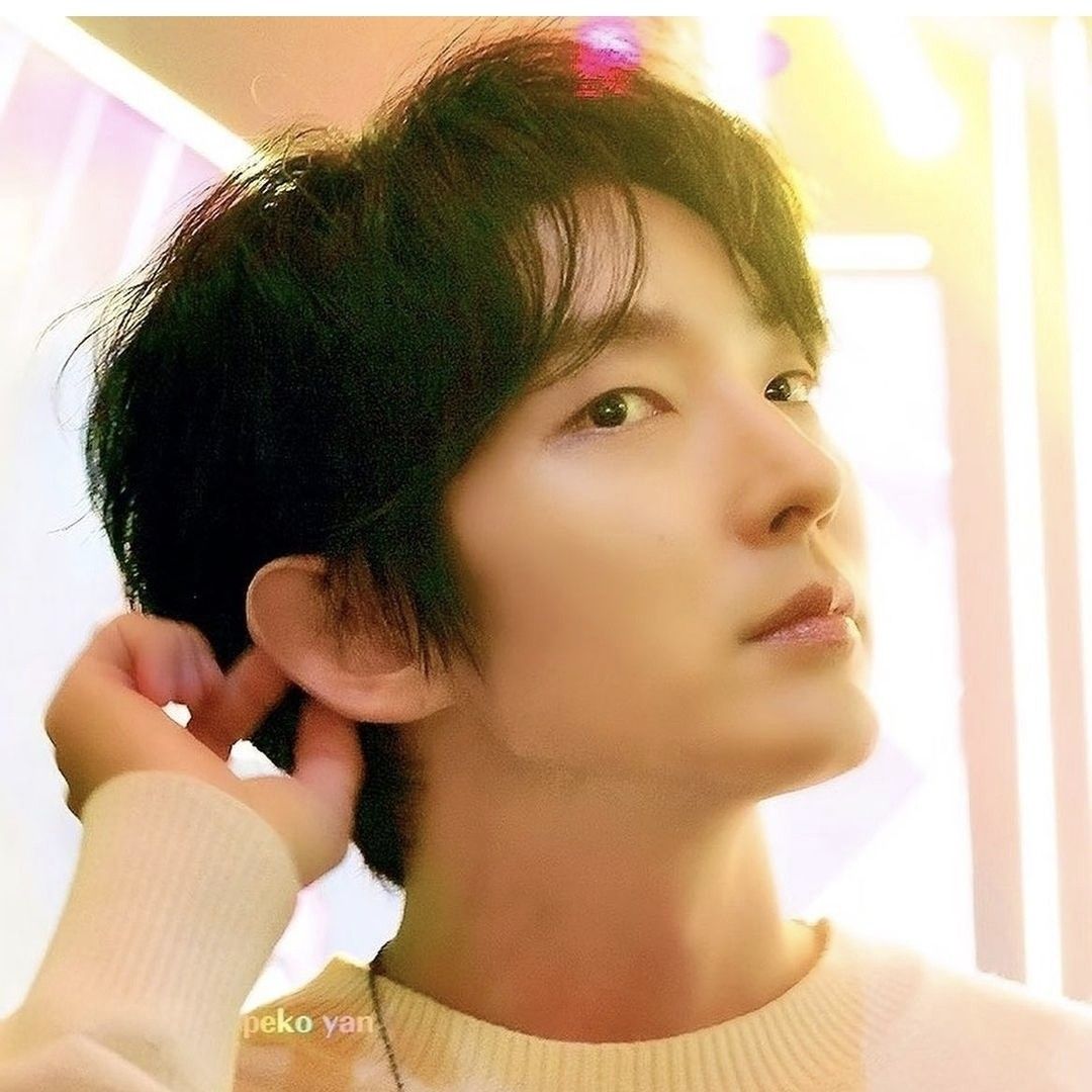 Recent activity shot of Lee Joongi