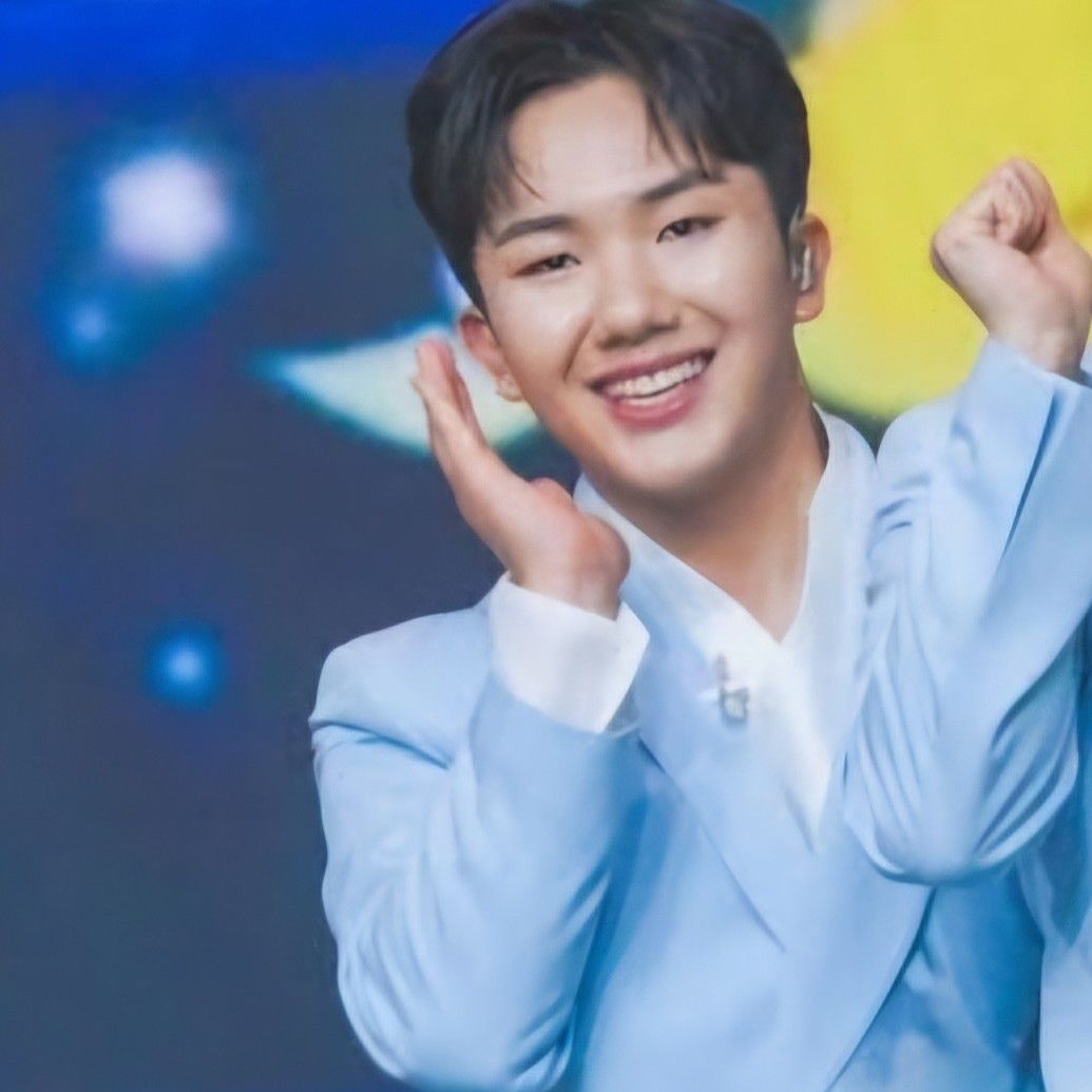 A moment captured by a fan of Nam Seungmin