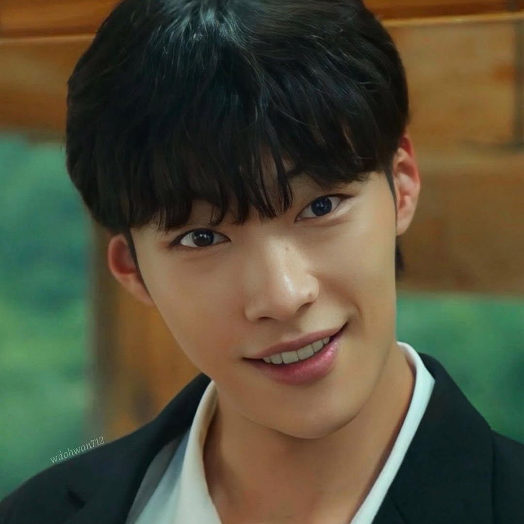 Behind-the-scenes cut of Woo Dohwan