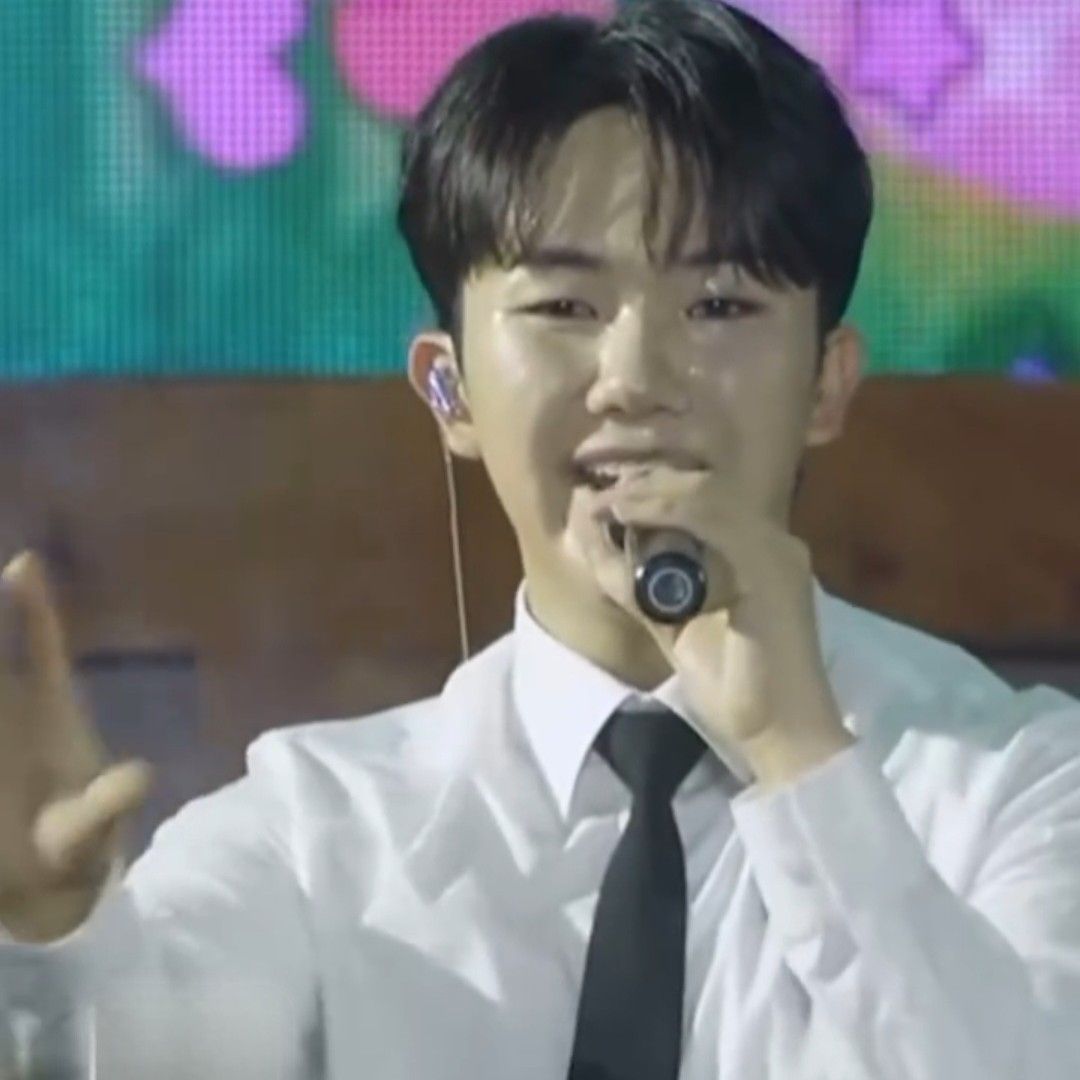 Latest photo of Nam Seungmin