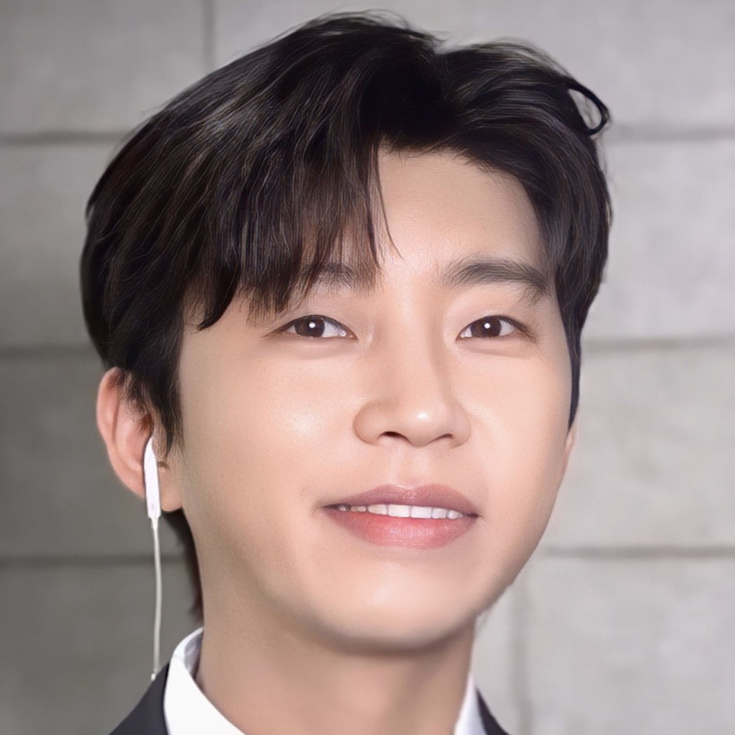 Foto kegiatan terbaru dari Lim Youngwoong