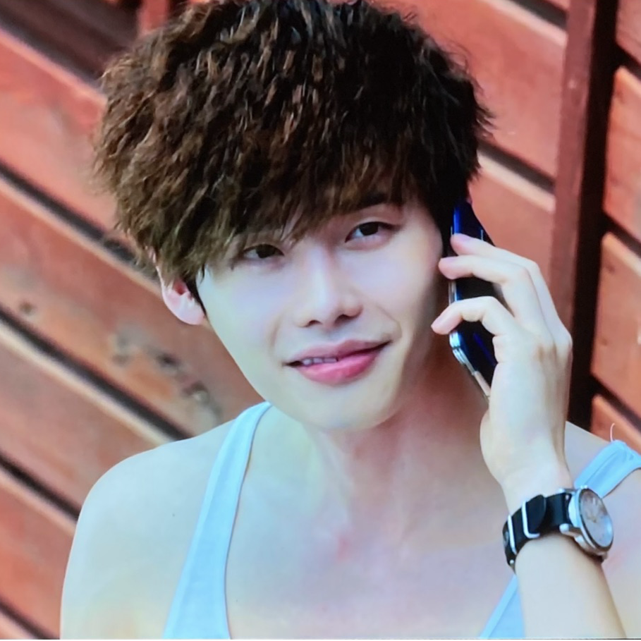 Latest photo of Lee Jongsuk