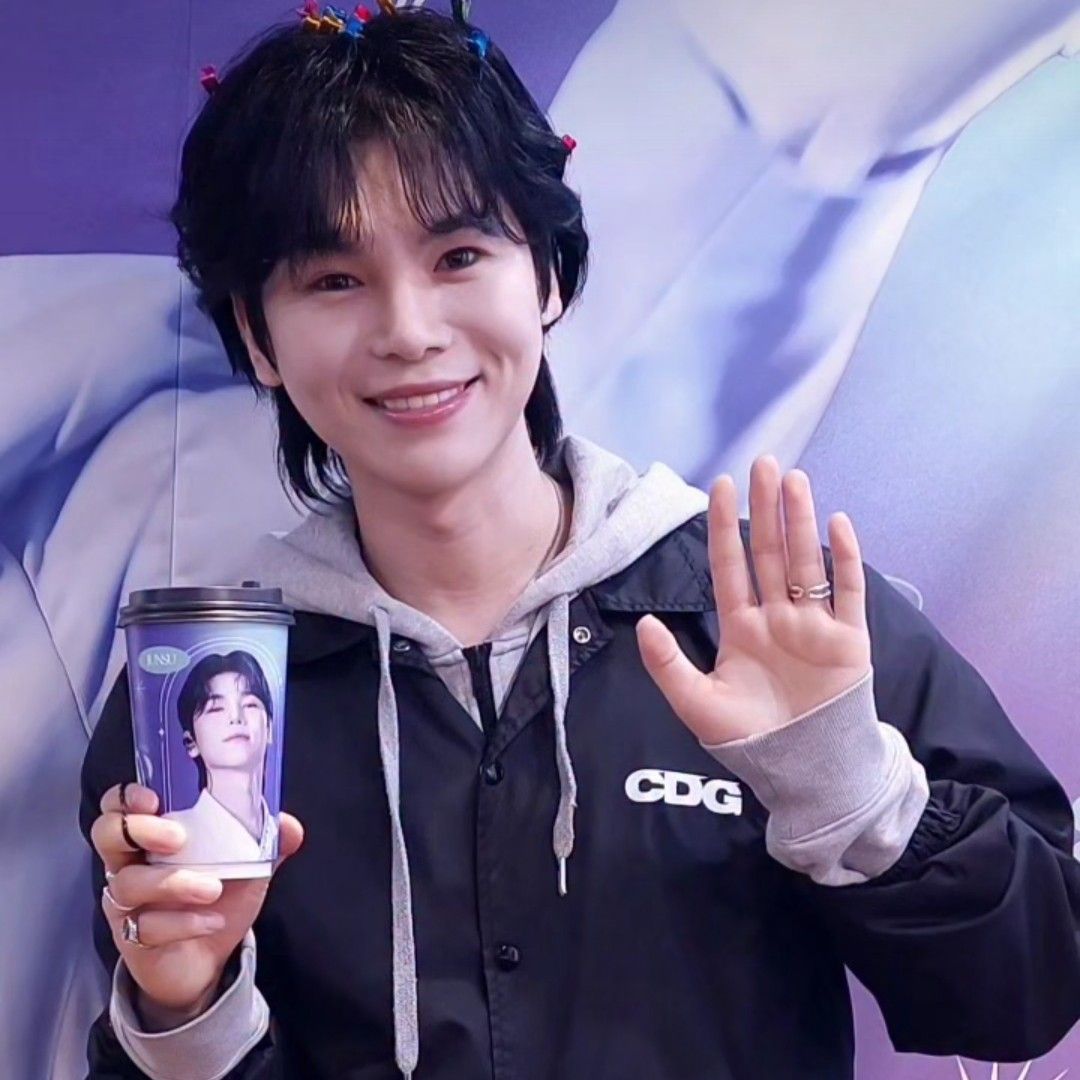 Behind-the-scenes cut of Kim Junsu (1991)