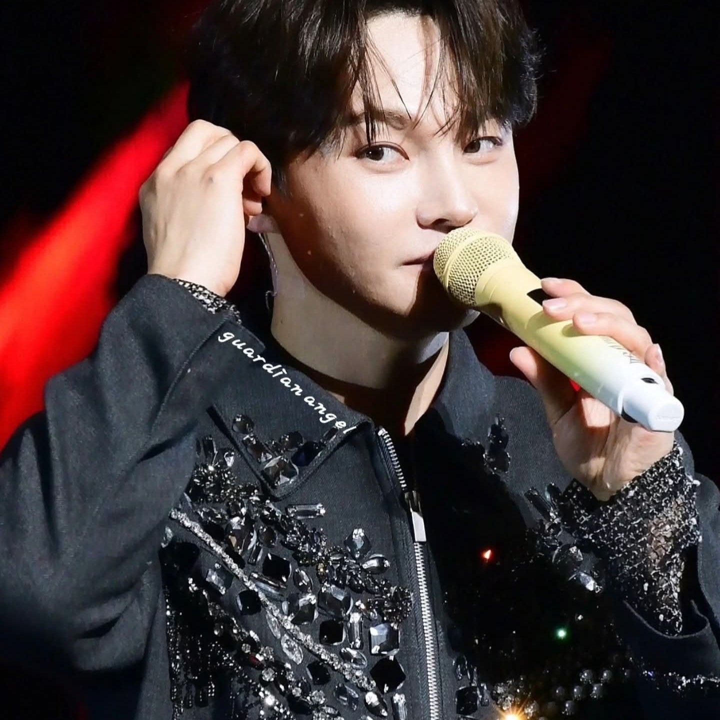 粉絲拍下的朴瑞鎮瞬間