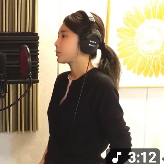 Latest photo of Kim Soyou