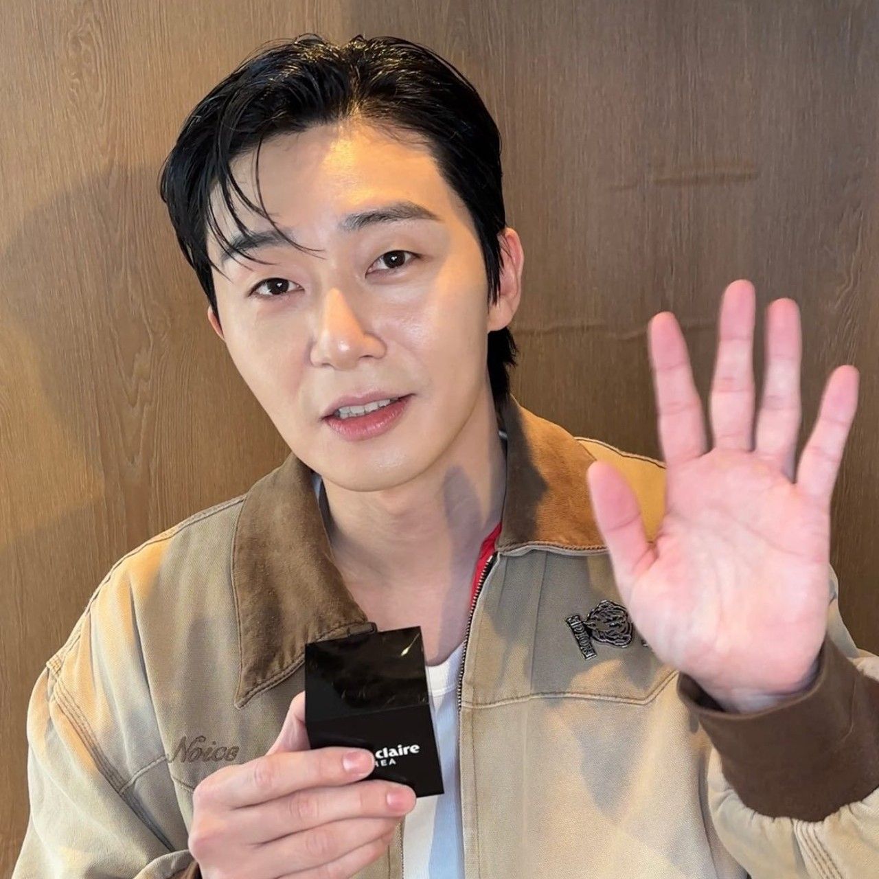 Behind-the-scenes cut of Park Seojoon