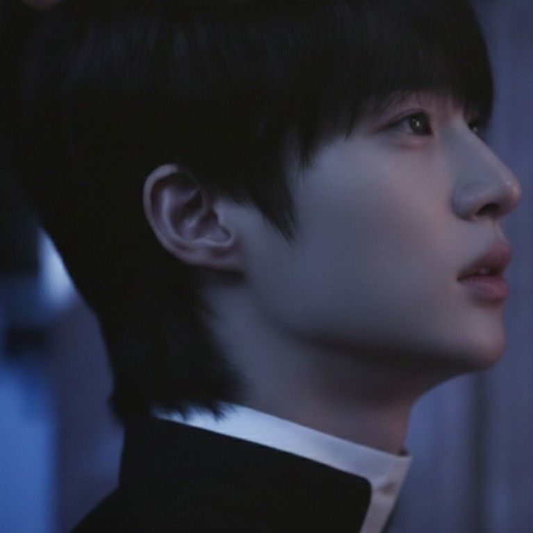 Recent activity shot of Byeon Wooseok