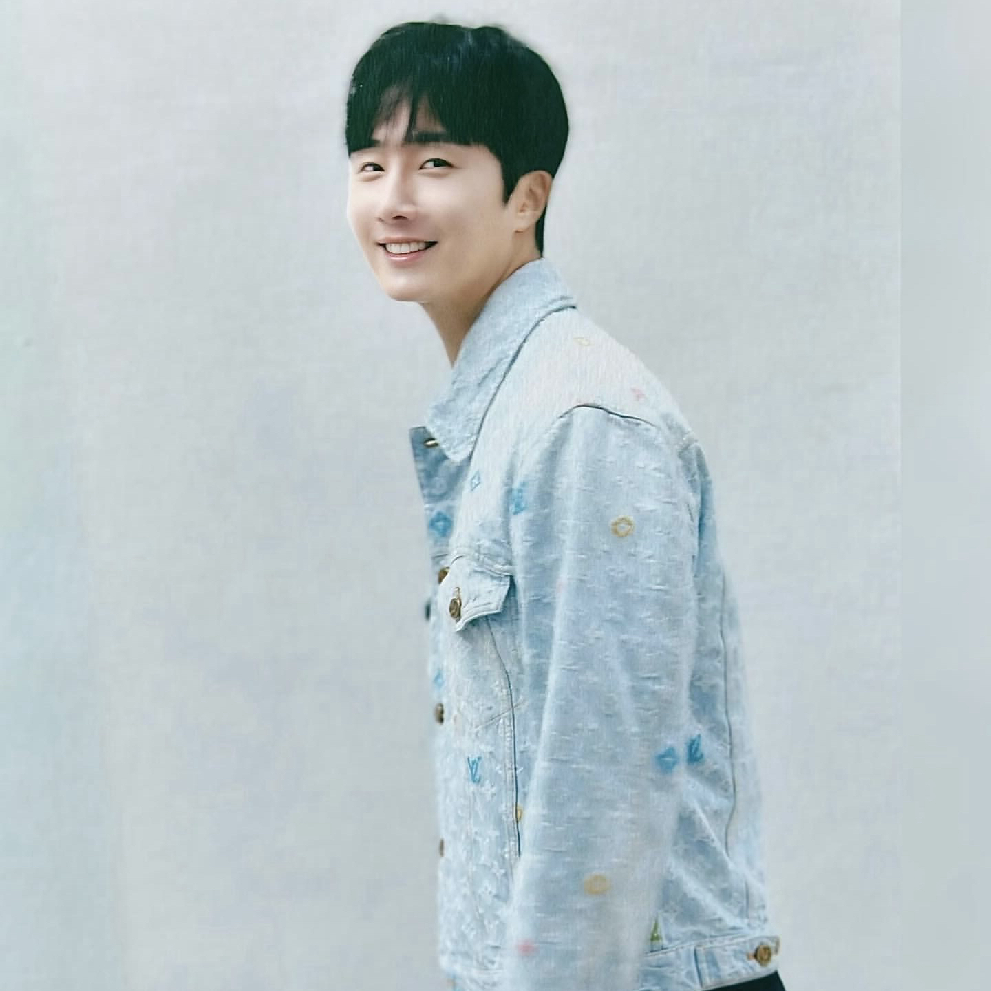 A moment captured by a fan of Jung Ilwoo