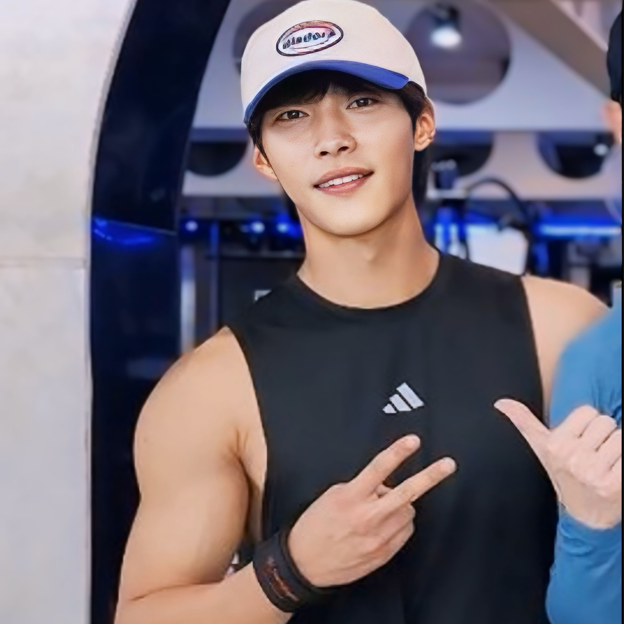 A moment captured by a fan of Woo Dohwan