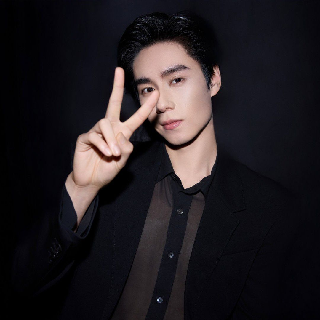 Behind-the-scenes cut of Hu Yitian