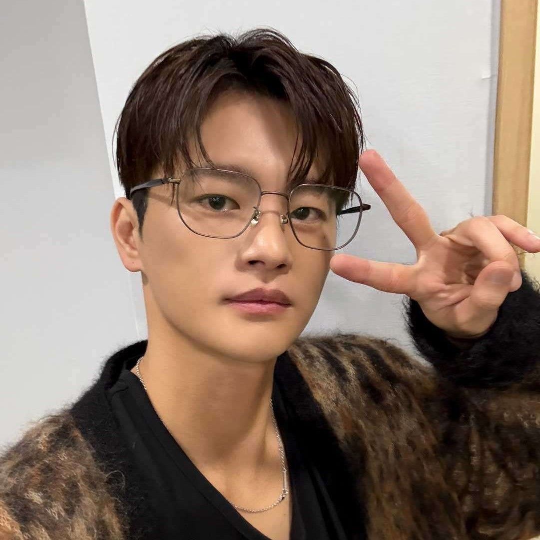 Behind-the-scenes cut of Seo Inguk