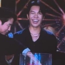 Latest photo of Lee Seunggi