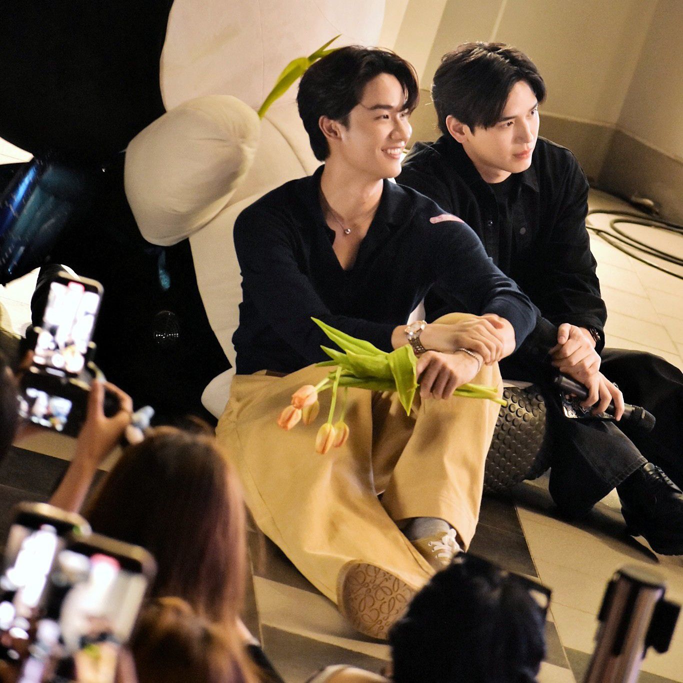 Behind-the-scenes cut of Tay Tawan Vihokratana