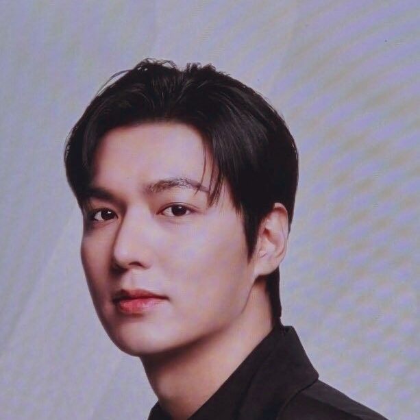 粉絲拍下的李敏鎬瞬間