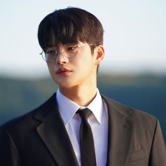 A moment captured by a fan of Seo Inguk
