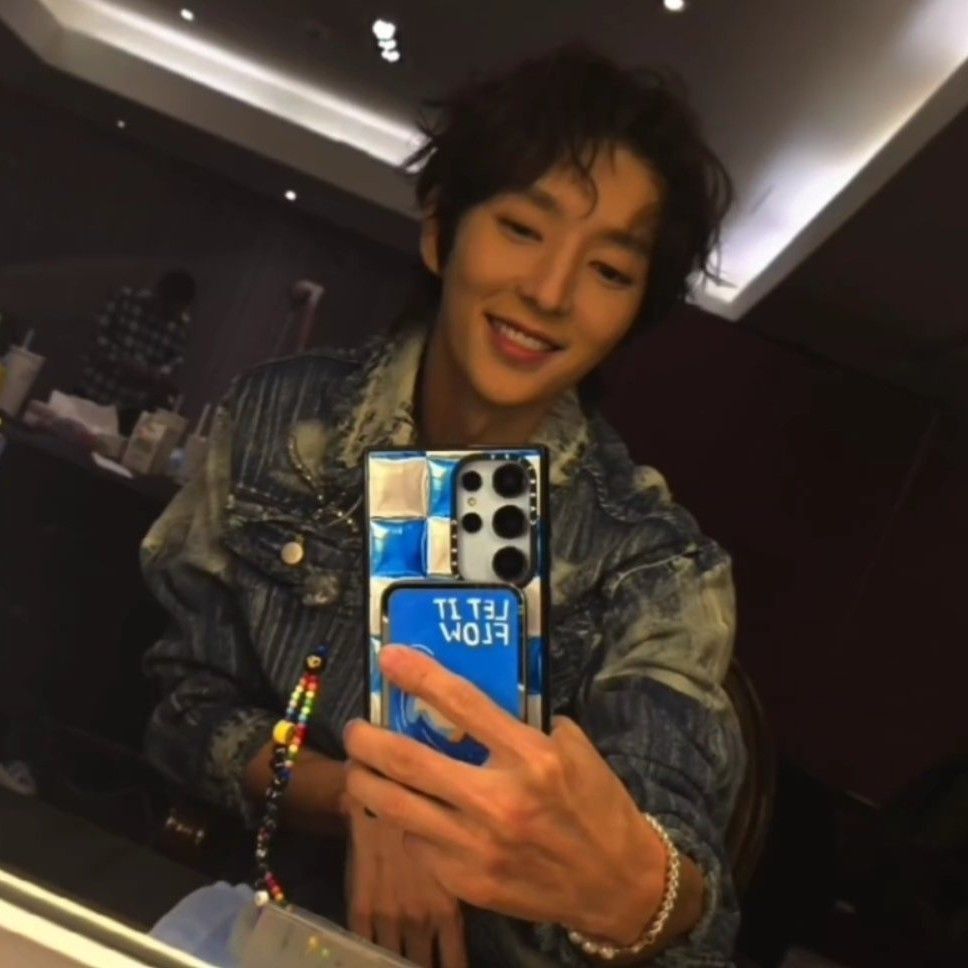 Recent activity shot of Lee Joongi