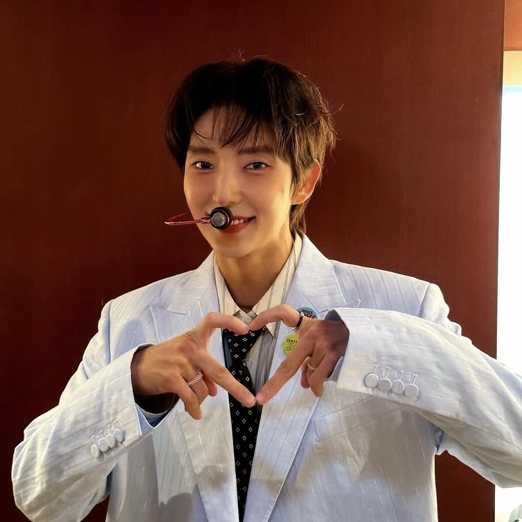 Recent activity shot of Lee Joongi