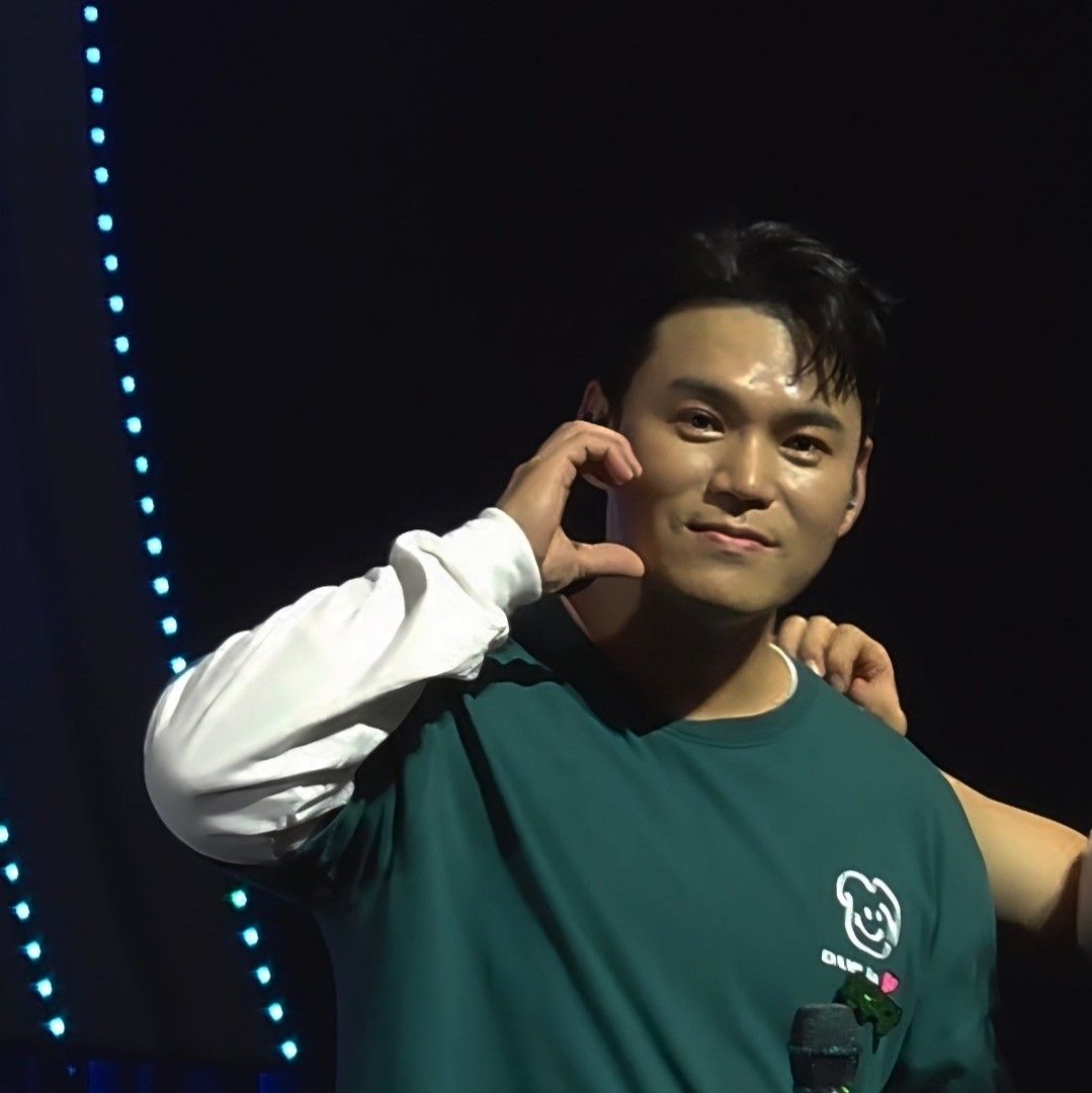 Latest photo of Lee Jung