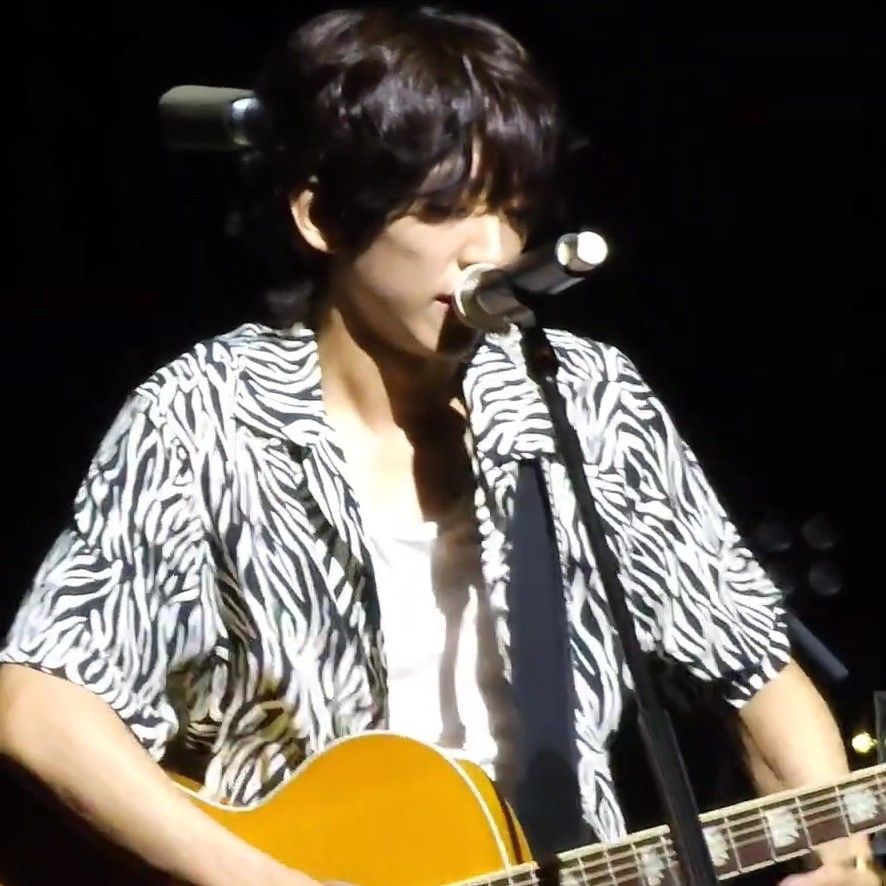 Recent activity shot of Lee Seungyoon
