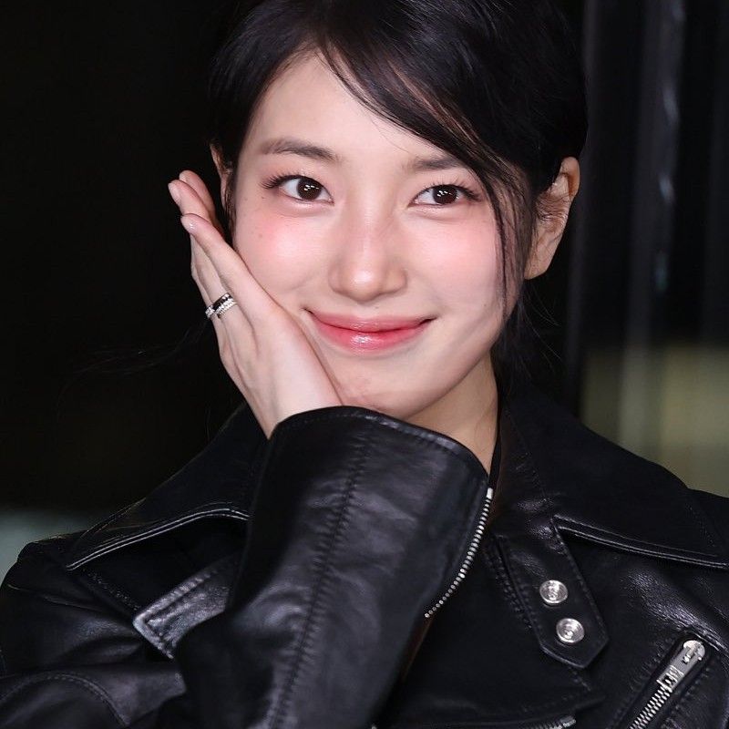 粉絲拍下的裴秀智瞬間