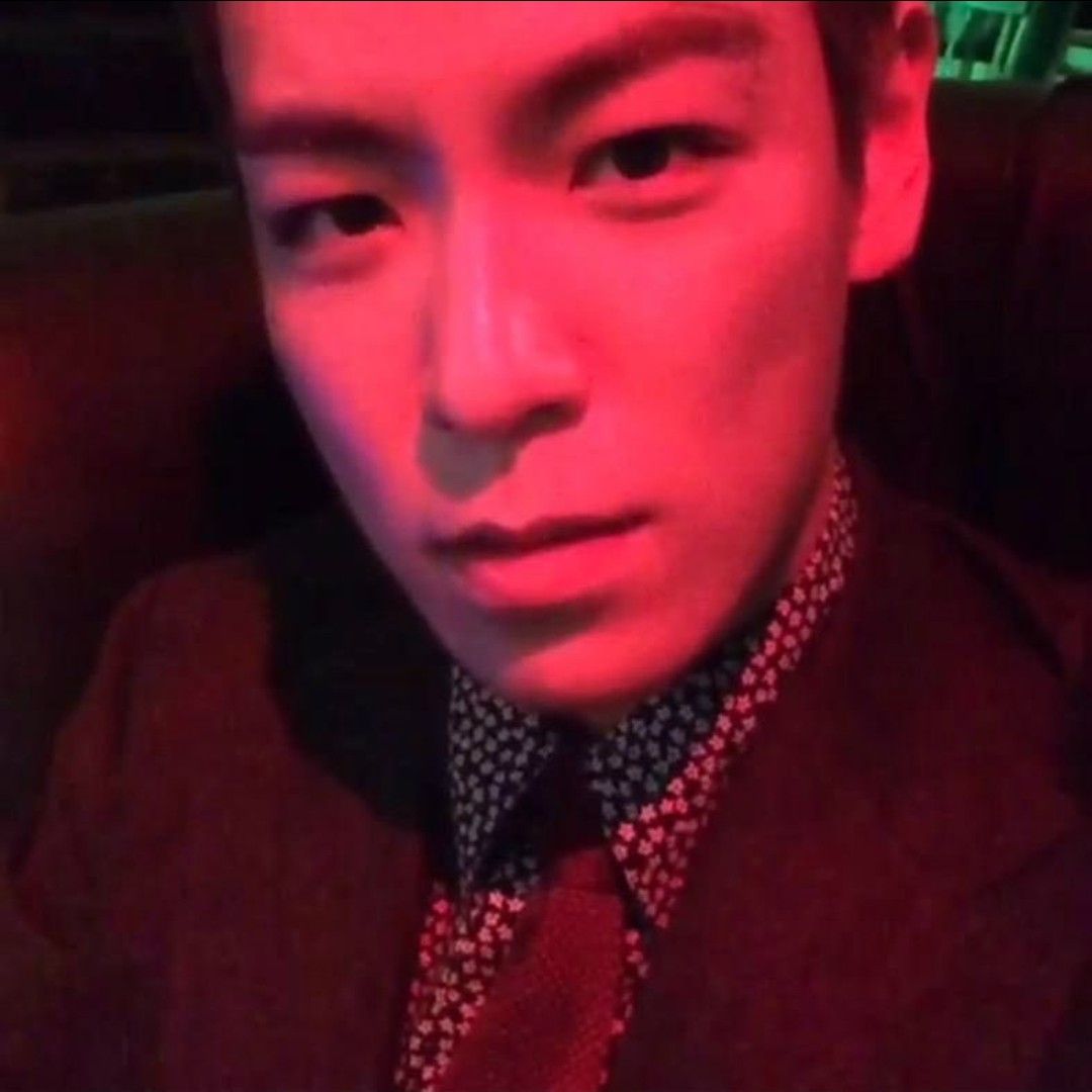 A moment captured by a fan of T.O.P