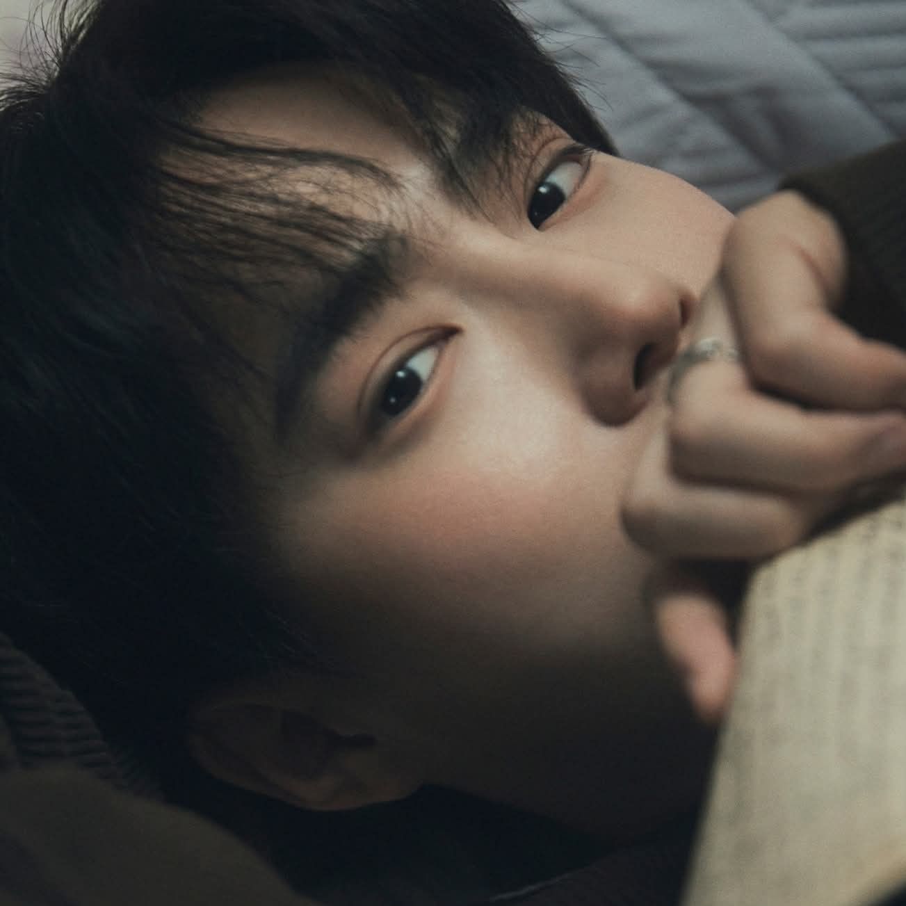 Behind-the-scenes cut of Suho