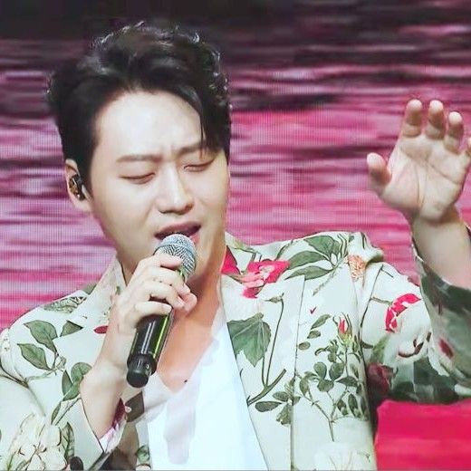 Recent activity shot of Min Soohyun