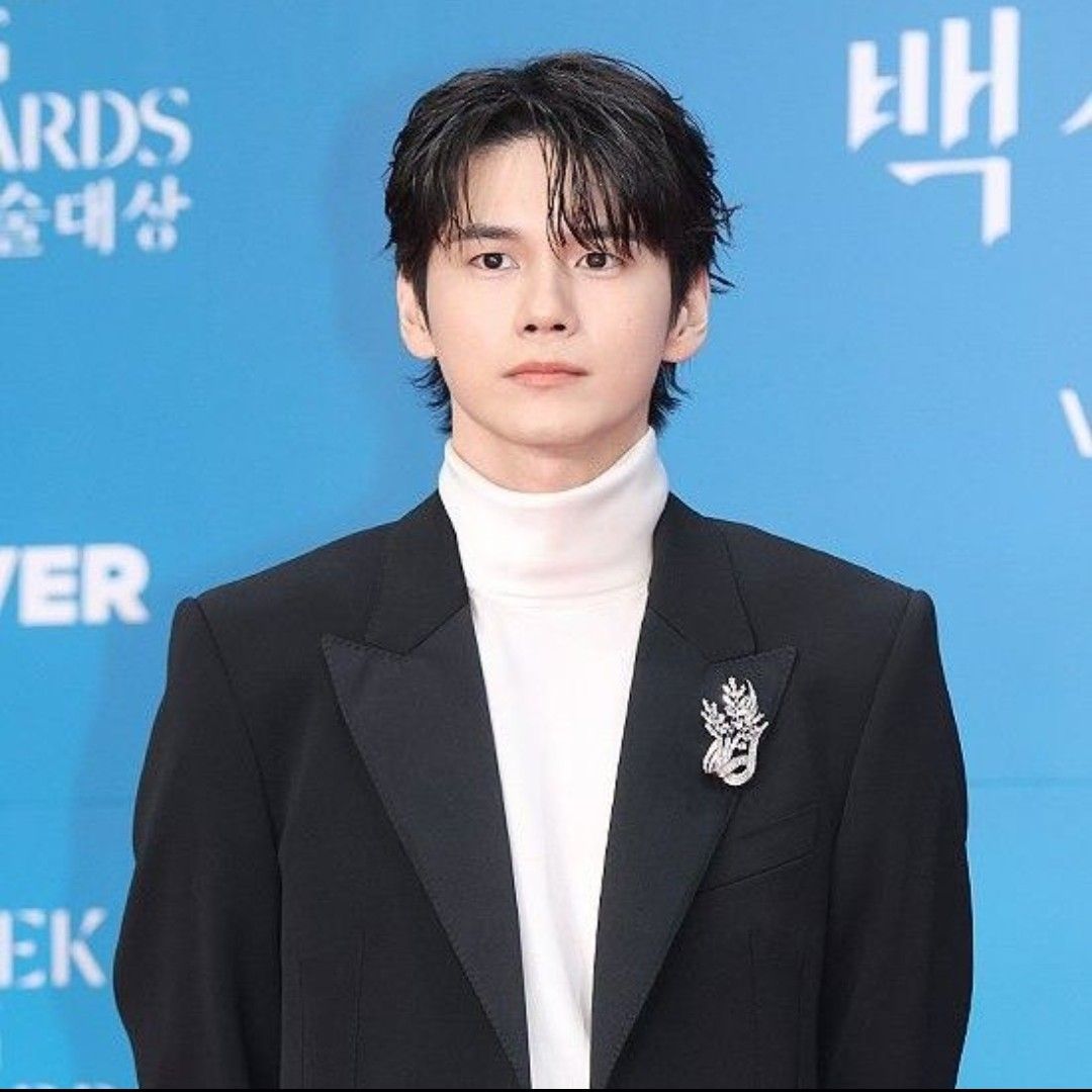 Foto terbaru dari Ong Seongwu