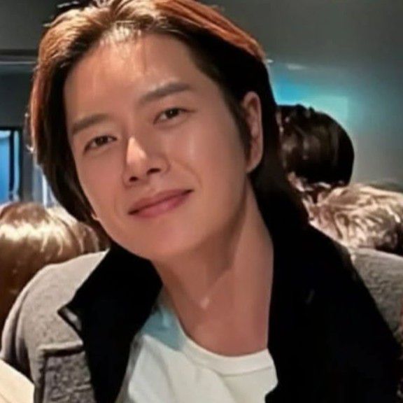Recent activity shot of Park Haejin