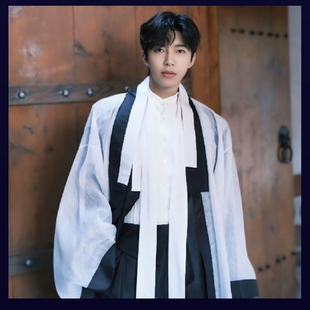 Latest photo of Lim Youngwoong