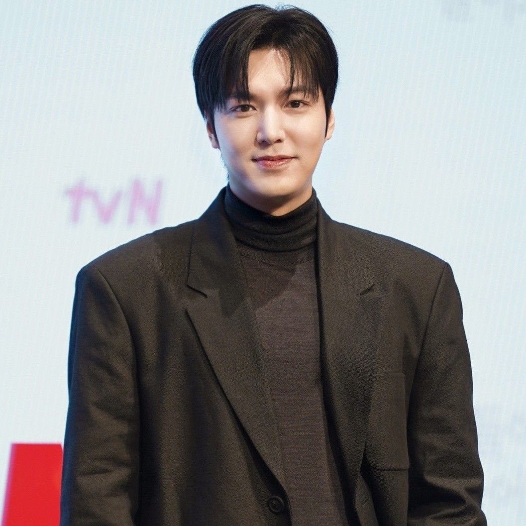 Recent activity shot of Lee Minho