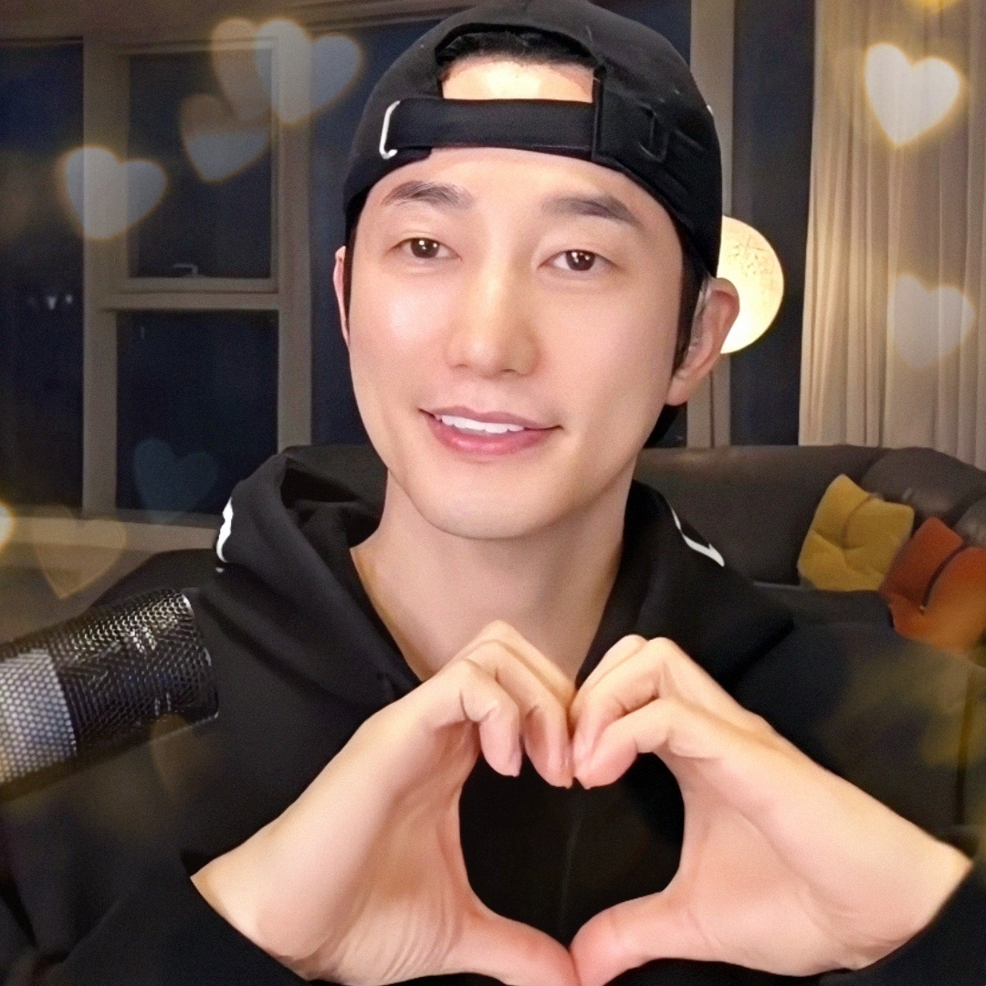 Recent activity shot of Park Sihoo